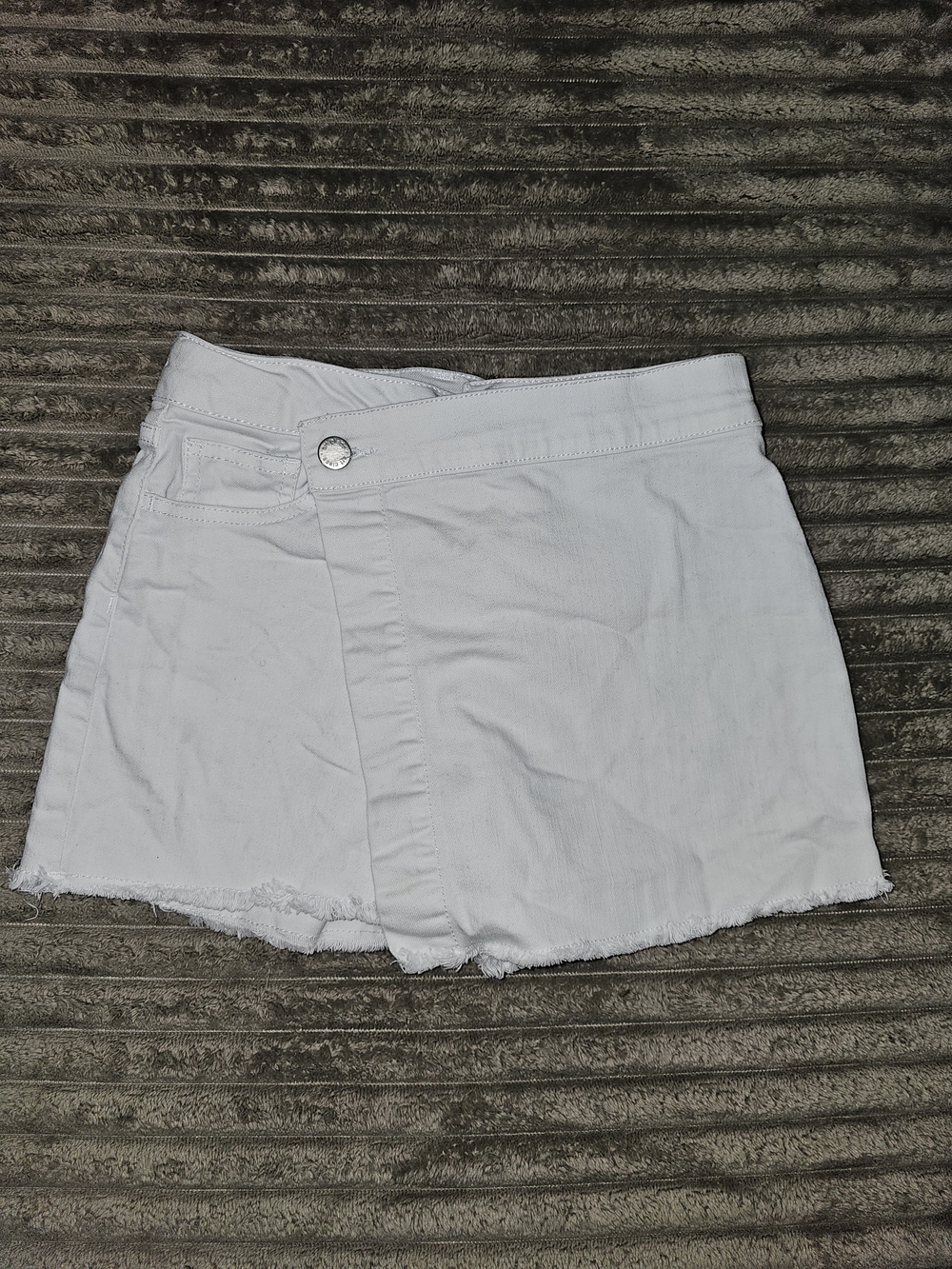 art class White Wrap-Front Denim Skort with Frayed Hem - KD19